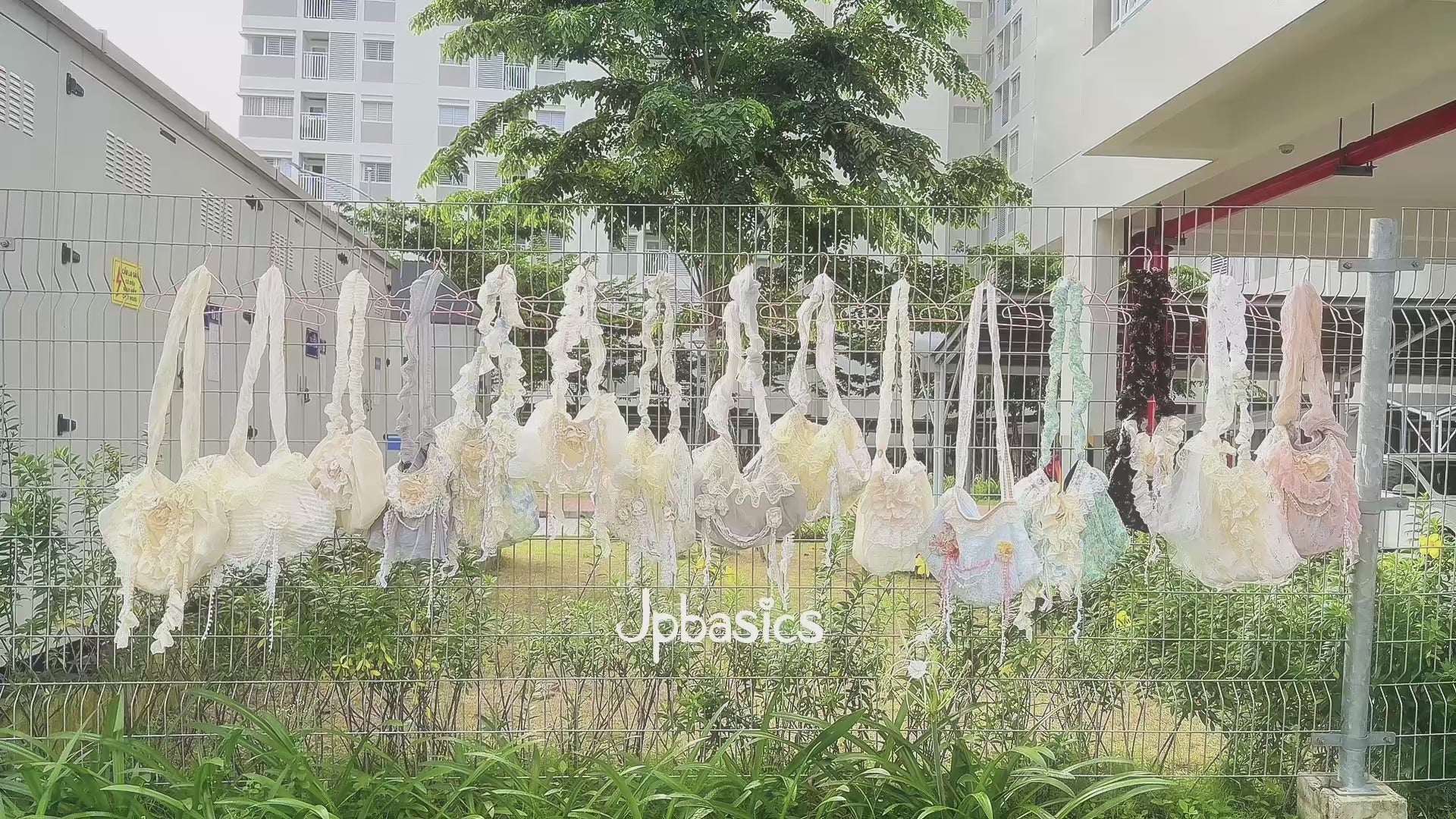 Wholesale - remake items 🥰🍃( 10pcs bag )